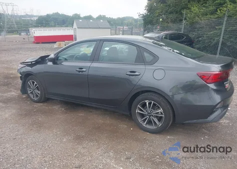 2024 Kia Forte Lxs z USA, uszkodzony, nr VIN 3KPF24AD1RE834943